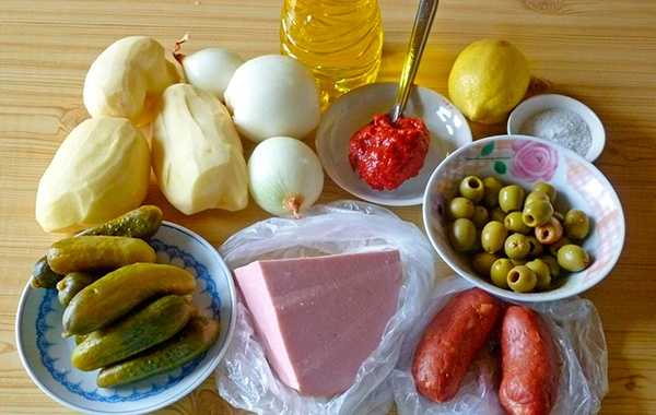 Ингредиенты для солянки с колбасой