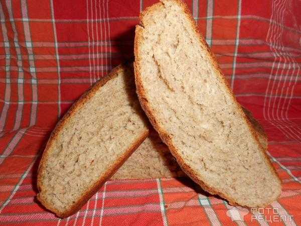 Хлеб дарницкий в духовке в домашних. Хлеб Дарницкий. Хлеб черный Дарницкий. Хлеб Дарницкий рецептура. Дарницкий хлеб Галичский.