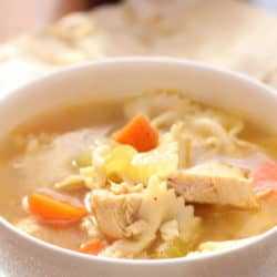 Суп на курином бульоне рецепт с вермишелью и картошкой